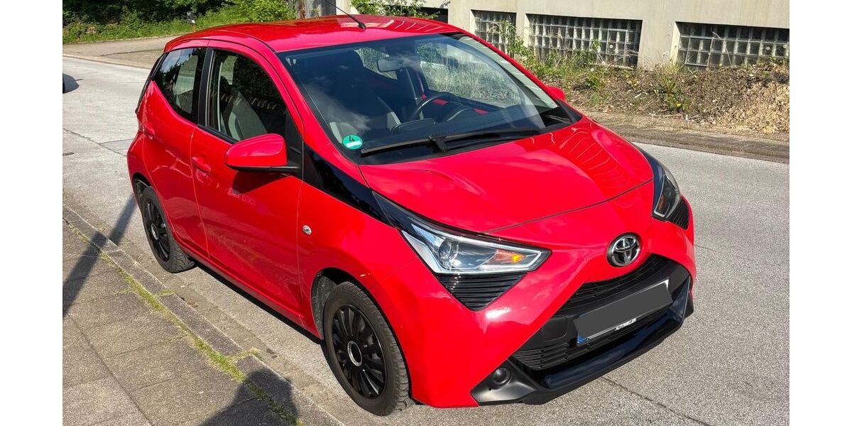 Toyota Aygo (X) 18.823 km 11.000 &euro; Sprockhövel 45549