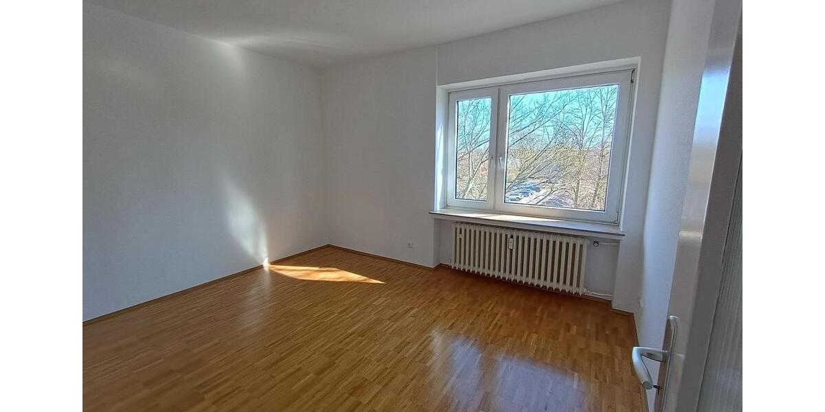 Etagenwohnung Dortmund Innenstadt Ost - 3 Zimmer, 74 m&sup2;, 850&euro; | Angebot:25754017