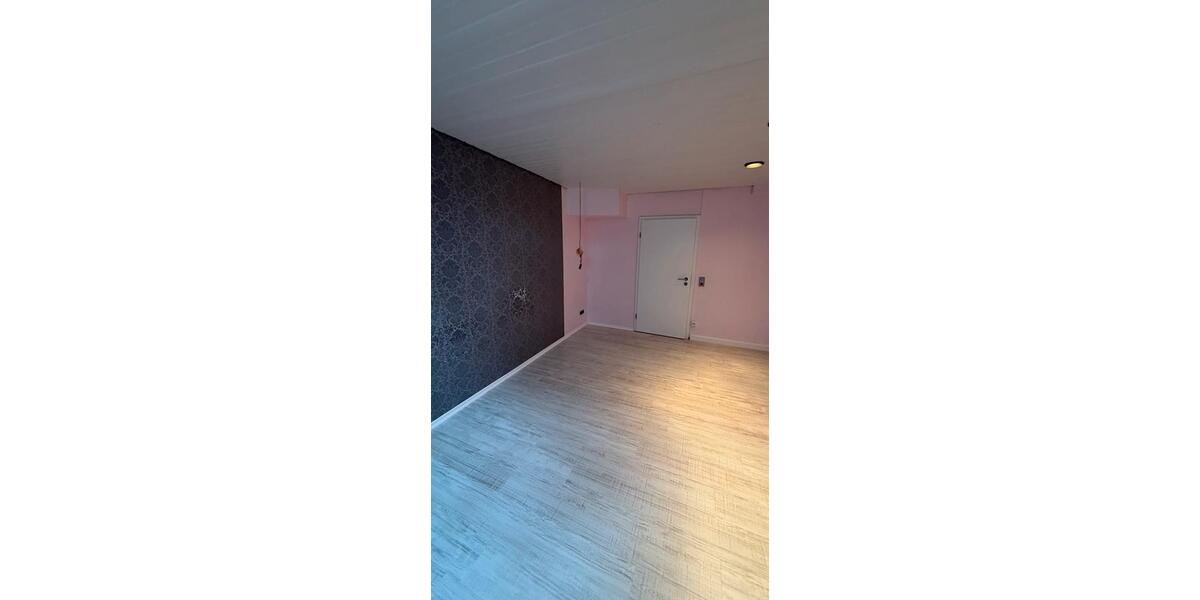 Dachgeschoßwohnung Lüdenscheid - 3 Zimmer, 105 m&sup2;, 695&euro; | Angebot:25978313