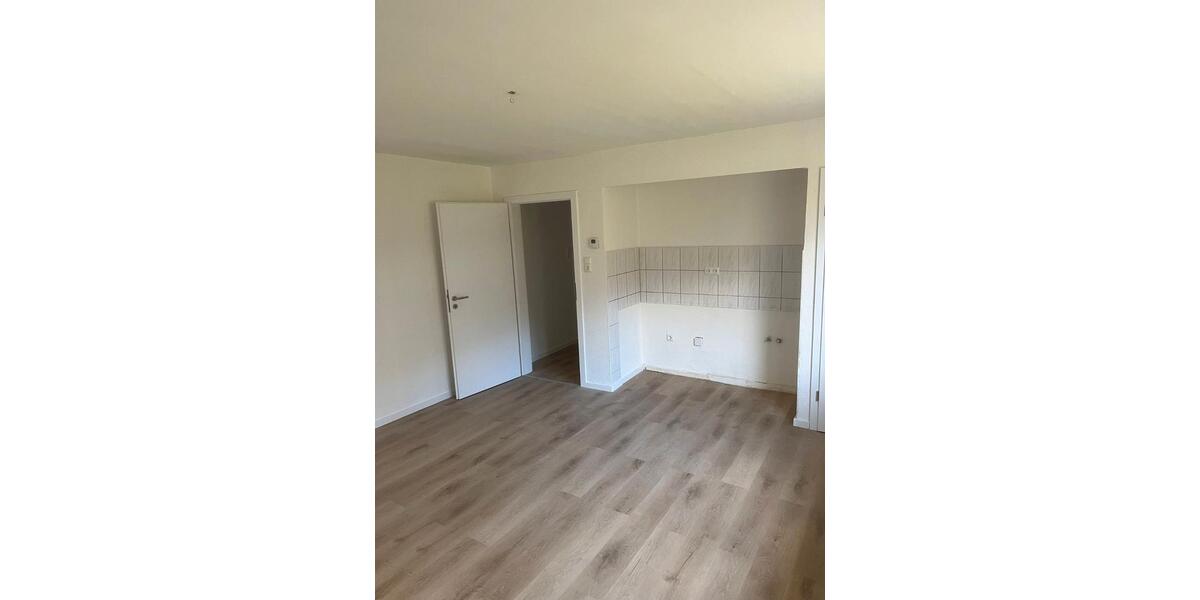 Etagenwohnung Lüdenscheid Staberg - 2 Zimmer, 45 m&sup2;, 315&euro; | Angebot:25868085