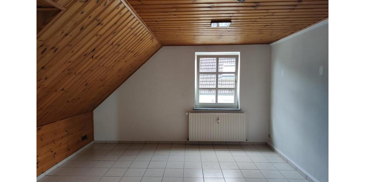 Dachgeschoßwohnung Arnsberg Rusch - 2 Zimmer, 75 m&sup2;, 555&euro; | Angebot:24639451