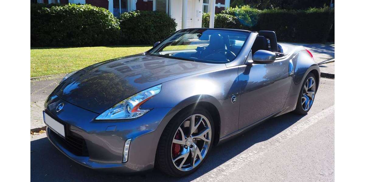 Nissan 370Z 42.300 km 25.900 &euro; Bochum, Stadt 44797
