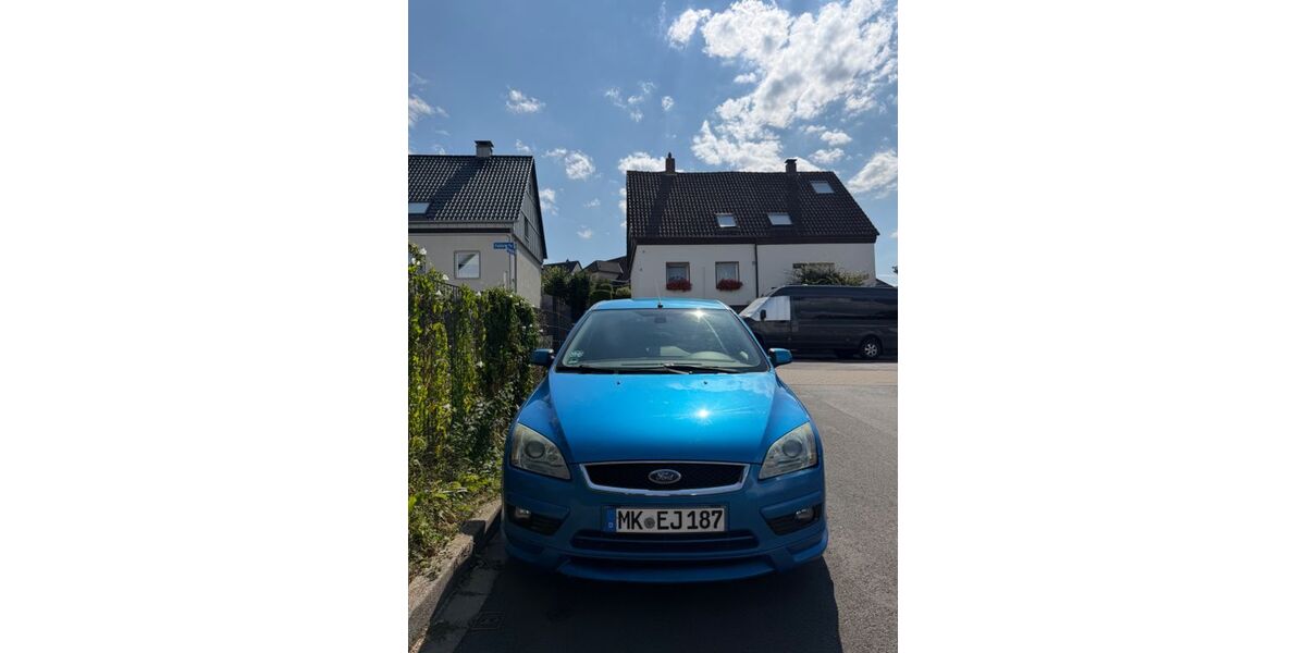 Ford Focus 249.999 km 1.700 &euro; Iserlohn 58644