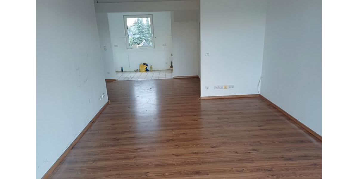 Dachgeschoßwohnung Dortmund Huckarde - 2 Zimmer, 60 m&sup2;, 600&euro; | Angebot:27604475