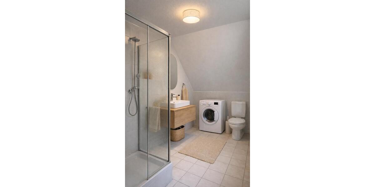 Dachgeschoßwohnung Iserlohn - 3 Zimmer, 135 m&sup2;, 1.150&euro; | Angebot:25839787