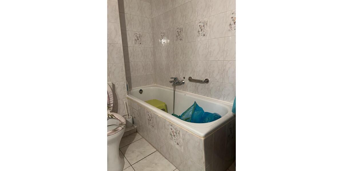 Etagenwohnung Bergkamen - 3.5 Zimmer, 82 m&sup2;, 125.000&euro; | Angebot:25872402