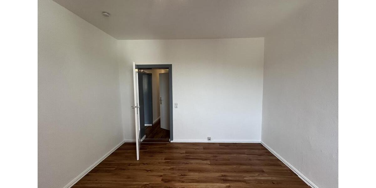 Dachgeschoßwohnung Hattingen - 2.5 Zimmer, 63 m&sup2;, 580&euro; | Angebot:25614451