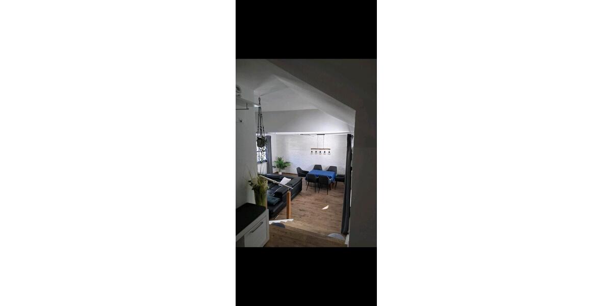 Dachgeschoßwohnung Hemer - 2 Zimmer, 79 m&sup2;, 890&euro; | Angebot:25988622