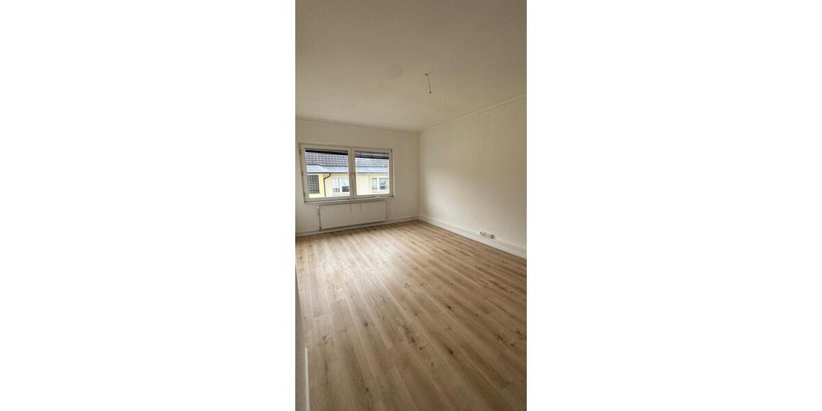 Etagenwohnung Witten - 2 Zimmer, 74 m&sup2;, 556&euro; | Angebot:25805537
