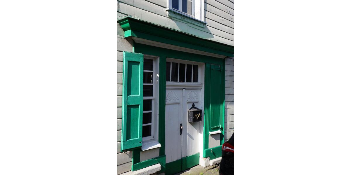 Erdgeschoßwohnung Schwelm - 2.5 Zimmer, 108 m&sup2;, 760&euro; | Angebot:25148349