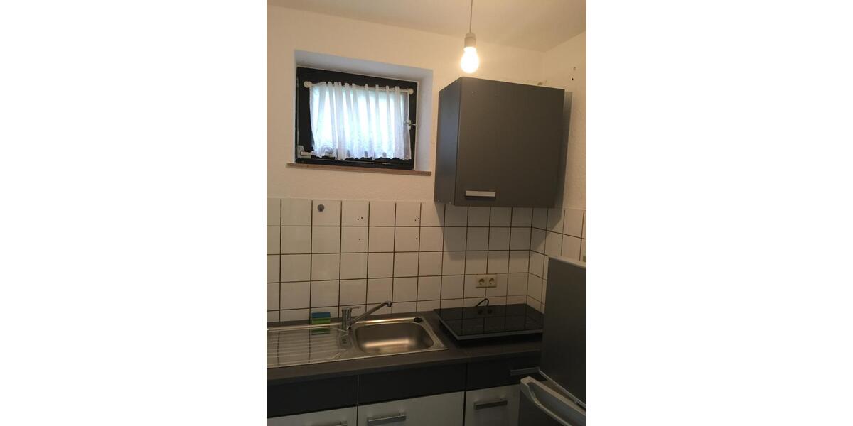 Hochparterre Werdohl - 1 Zimmer, 34 m&sup2;, 490&euro; | Angebot:27592114