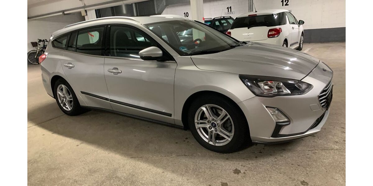 Ford Focus 40.100 km 14.350 &euro; Dortmund 44225