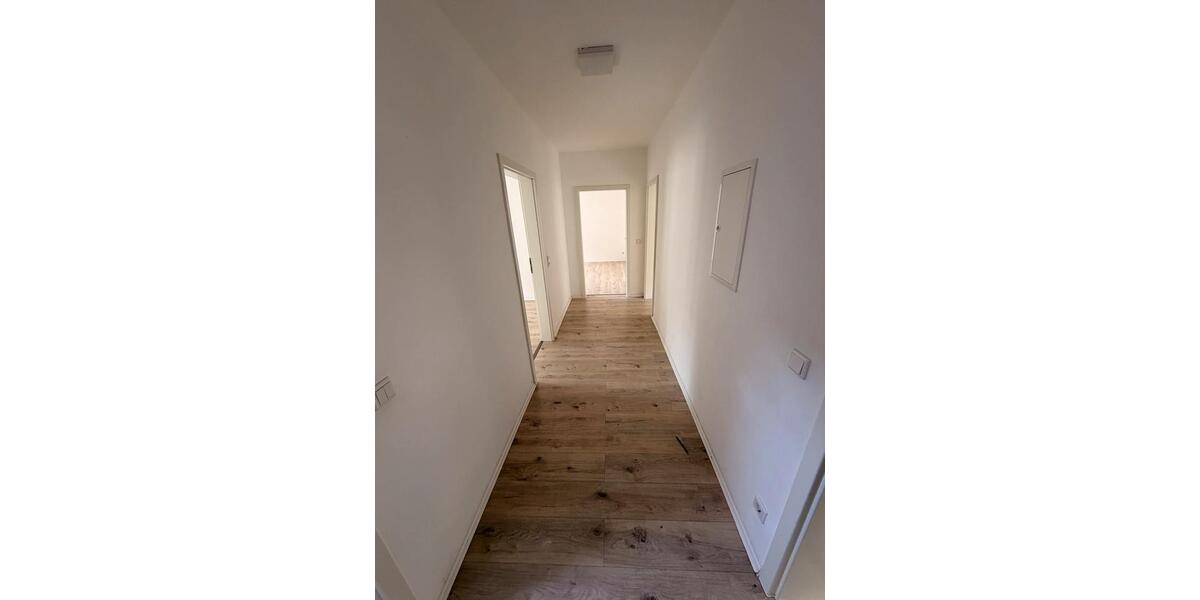 Etagenwohnung Ennepetal - 4 Zimmer, 100 m&sup2;, 1.260&euro; | Angebot:25815757