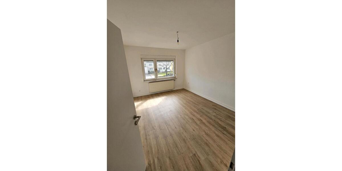 Etagenwohnung Bochum Querenburg - 3 Zimmer, 67 m&sup2;, 525&euro; | Angebot:25950804
