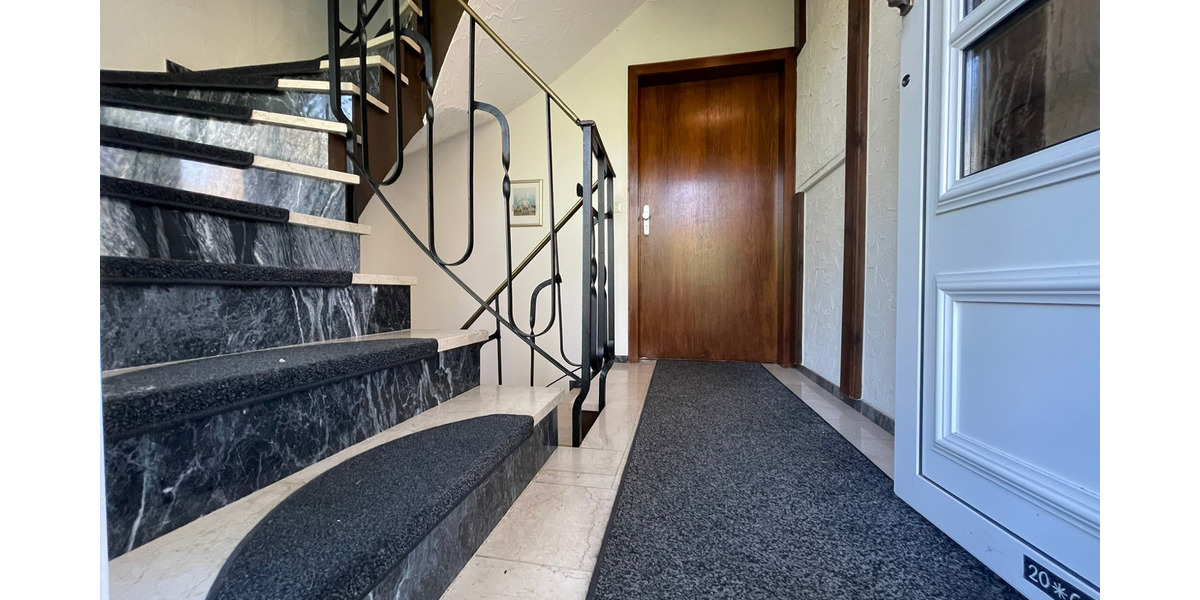 Einfamilienhaus Balve - 1 Zimmer, 243 m&sup2;, 450.000&euro; | Angebot:25703450