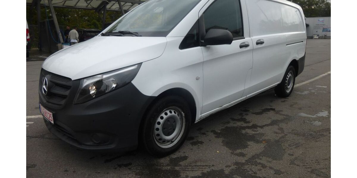Mercedes-Benz Vito 195.000 km 8.999 &euro; Witten 58453
