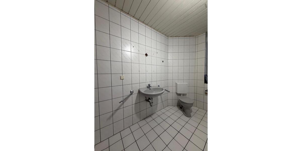 Erdgeschoßwohnung Bochum Bochum-Ost - 2 Zimmer, 90 m&sup2;, 890&euro; | Angebot:25257724
