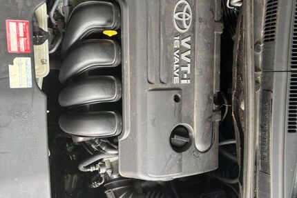 Toyota Corolla Verso 105.868 km 3.500 &euro; Dortmund 44328