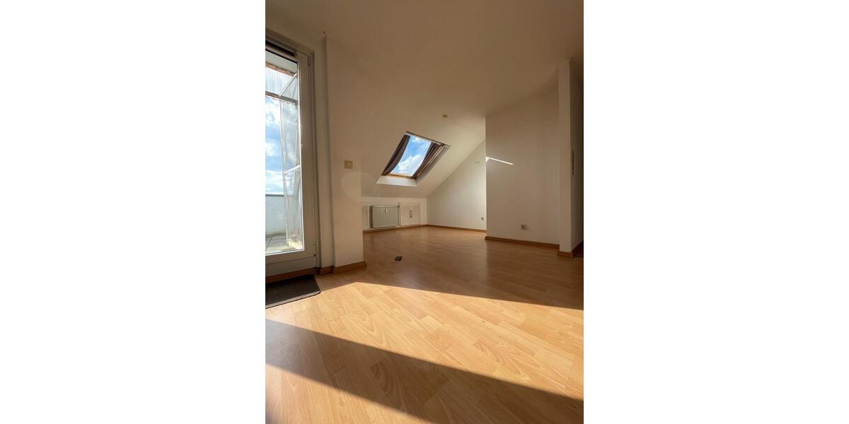 Dachgeschoßwohnung Dortmund Hombruch - 2 Zimmer, 64 m&sup2;, 780&euro; | Angebot:25930772