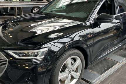 Audi e-tron 52.415 km 33.940 &euro; Hagen 58091