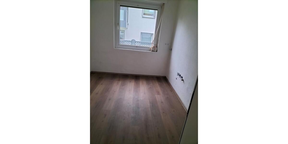 Erdgeschoßwohnung Hagen Hagen-Mitte - 3 Zimmer, 77 m&sup2;, 800&euro; | Angebot:27606105
