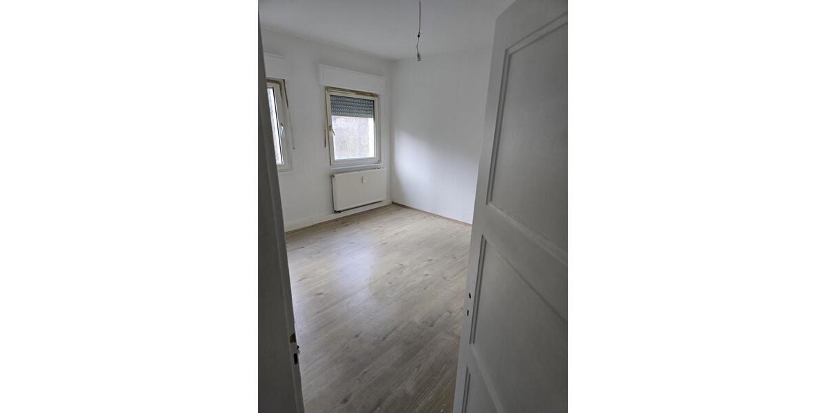Etagenwohnung Hemer - 2 Zimmer, 58 m&sup2;, 410&euro; | Angebot:25962576