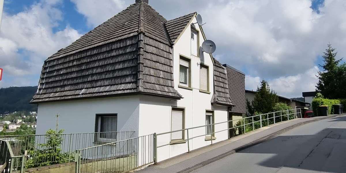 Einfamilienhaus Werdohl - 9 Zimmer, 169 m&sup2;, 125.000&euro; | Angebot:25448757