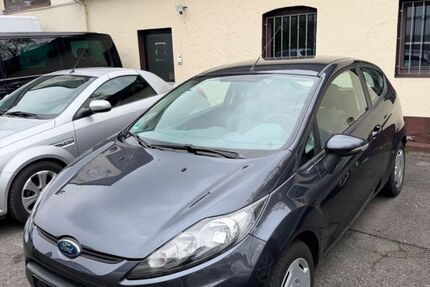 Ford Fiesta 98.000 km 2.980 &euro; Hemer 58675