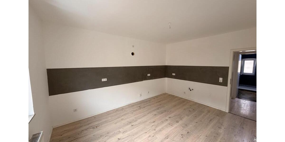 Etagenwohnung Hagen Dahl - 4 Zimmer, 100 m&sup2;, 1.260&euro; | Angebot:25822589