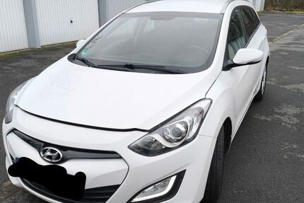 Hyundai i30 164.000 km 5.700 &euro; Castrop-Rauxel 44577
