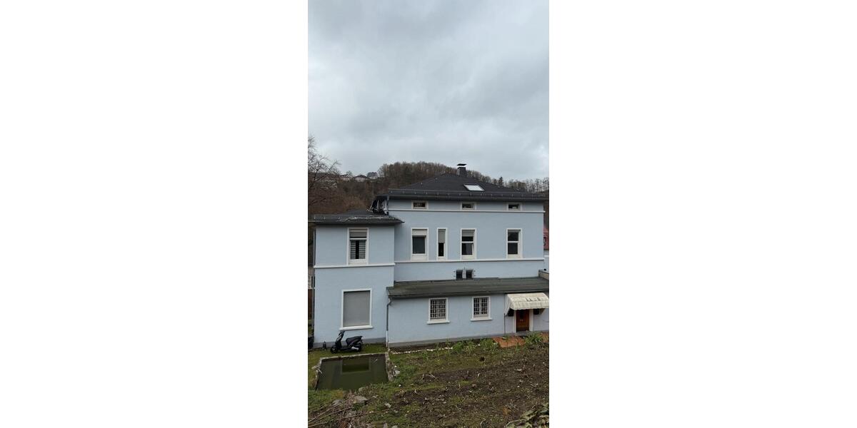 Etagenwohnung Werdohl - 4 Zimmer, 135 m&sup2;, 750&euro; | Angebot:25719961