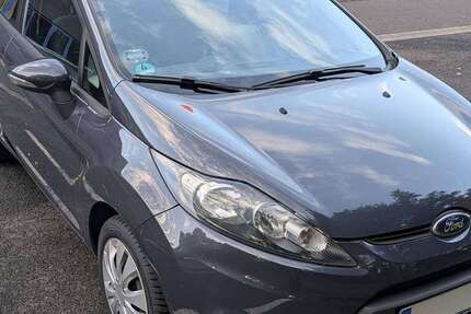 Ford Fiesta 97.500 km 4.900 &euro; Castrop-Rauxel, Stadt 44577