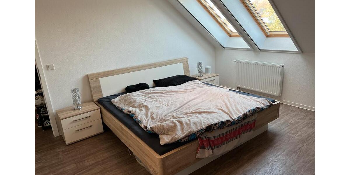 Dachgeschoßwohnung Dortmund Eving - 2.5 Zimmer, 79 m&sup2;, 1.000&euro; | Angebot:23672256