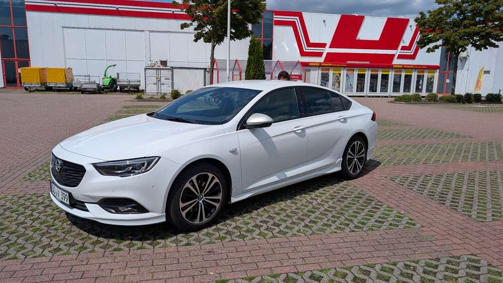 Opel Insignia 124.040 km 12.900 &euro; Dortmund 44143