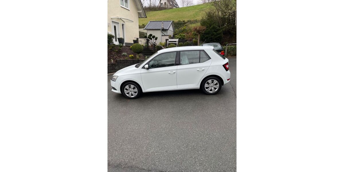 Skoda Fabia 79.000 km 8.500 &euro; Balve 58802
