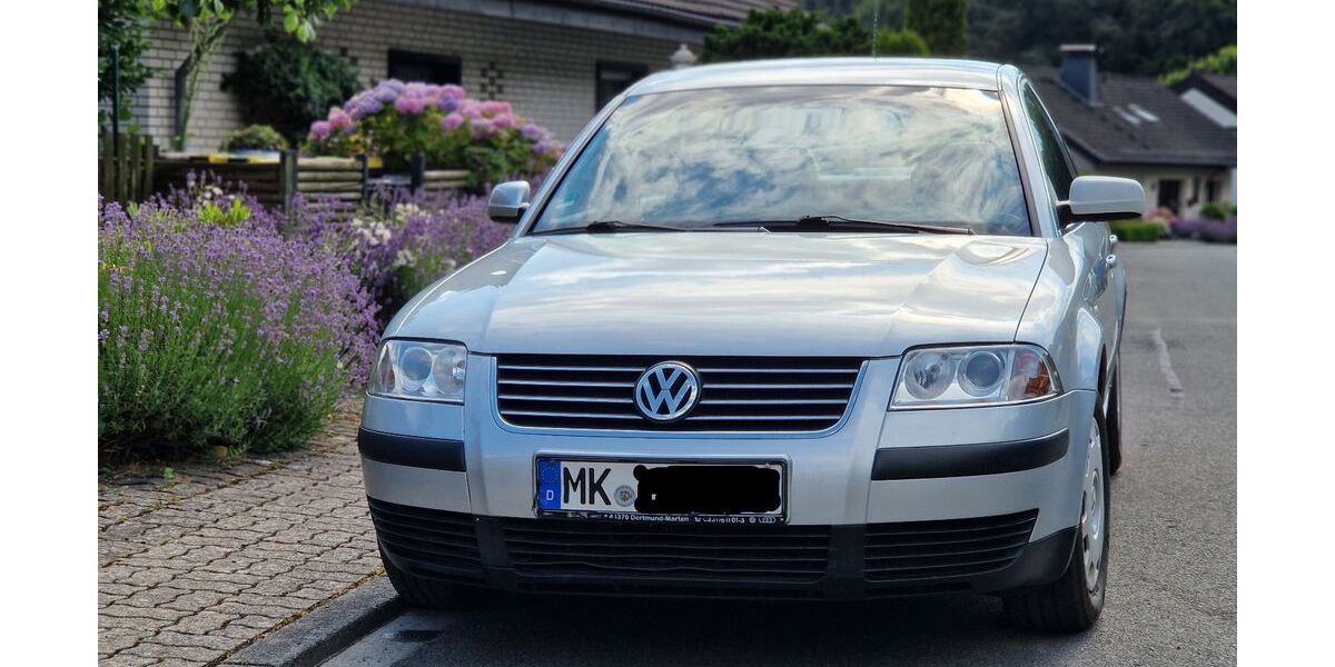 VW Passat 142.745 km 3.000 &euro; Balve 58802