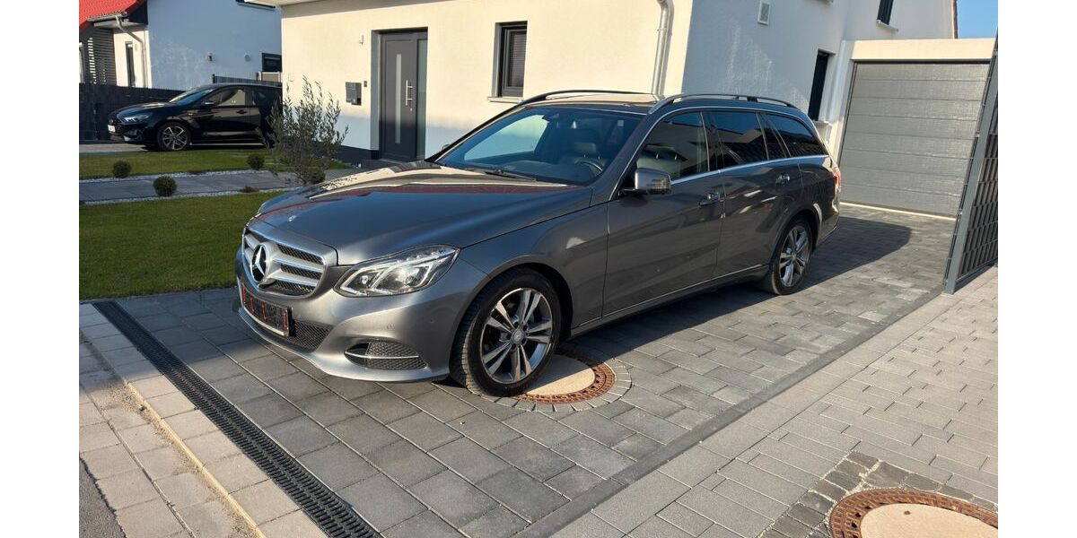 Mercedes-Benz E 220 300.000 km 8.990 &euro; Dortmund 44147