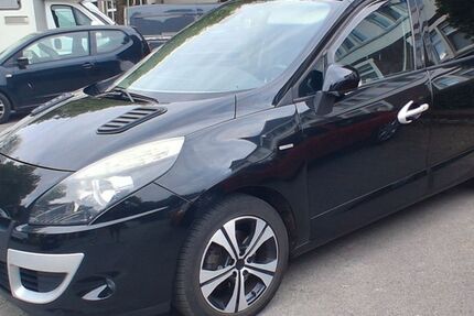 Renault Scenic 179.000 km 3.399 &euro; Herne 44649