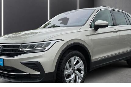 VW Tiguan 23.500 km 27.890 &euro; Werl 59457