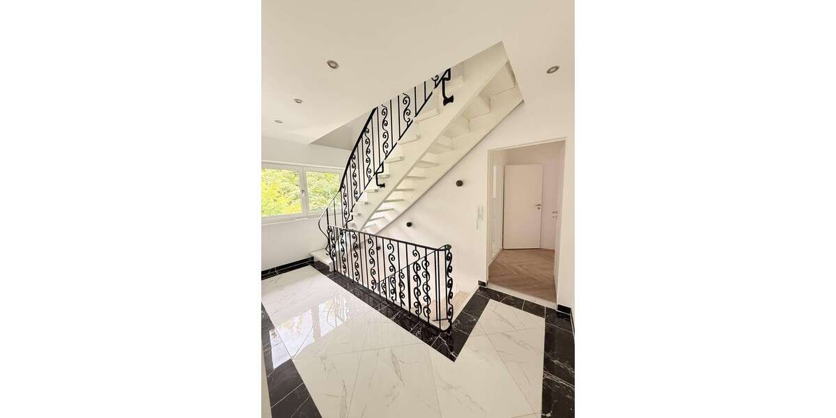 Einfamilienhaus Hagen Rummenohl - 7 Zimmer, 240 m&sup2;, 295.000&euro; | Angebot:25429294