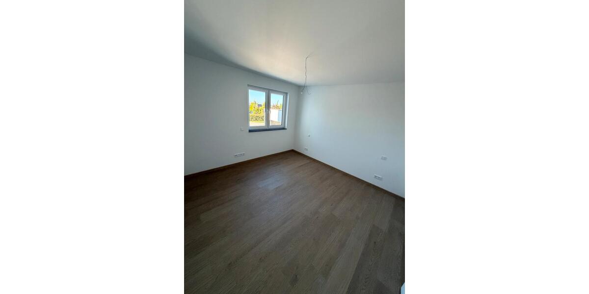 Erdgeschoßwohnung Fröndenberg (Ruhr) - 3 Zimmer, 82 m&sup2;, 960&euro; | Angebot:27565671