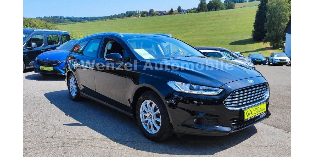 Ford Mondeo 121.529 km 12.995 &euro; Halver 58553