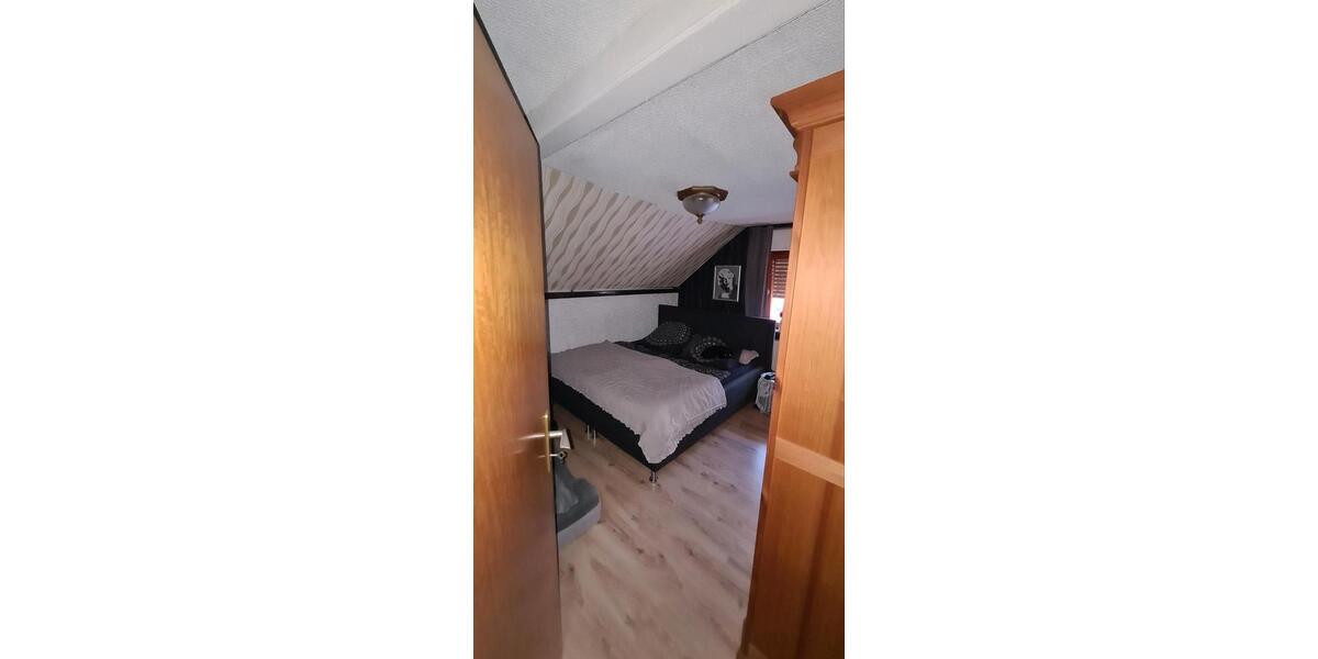 Einfamilienhaus Castrop-Rauxel Deinighausen - 6 Zimmer, 143 m&sup2;, 270.000&euro; | Angebot:25824442