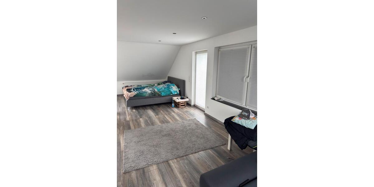 Dachgeschoßwohnung Menden (Sauerland) Bösperde - 3 Zimmer, 100 m&sup2;, 750&euro; | Angebot:27629192