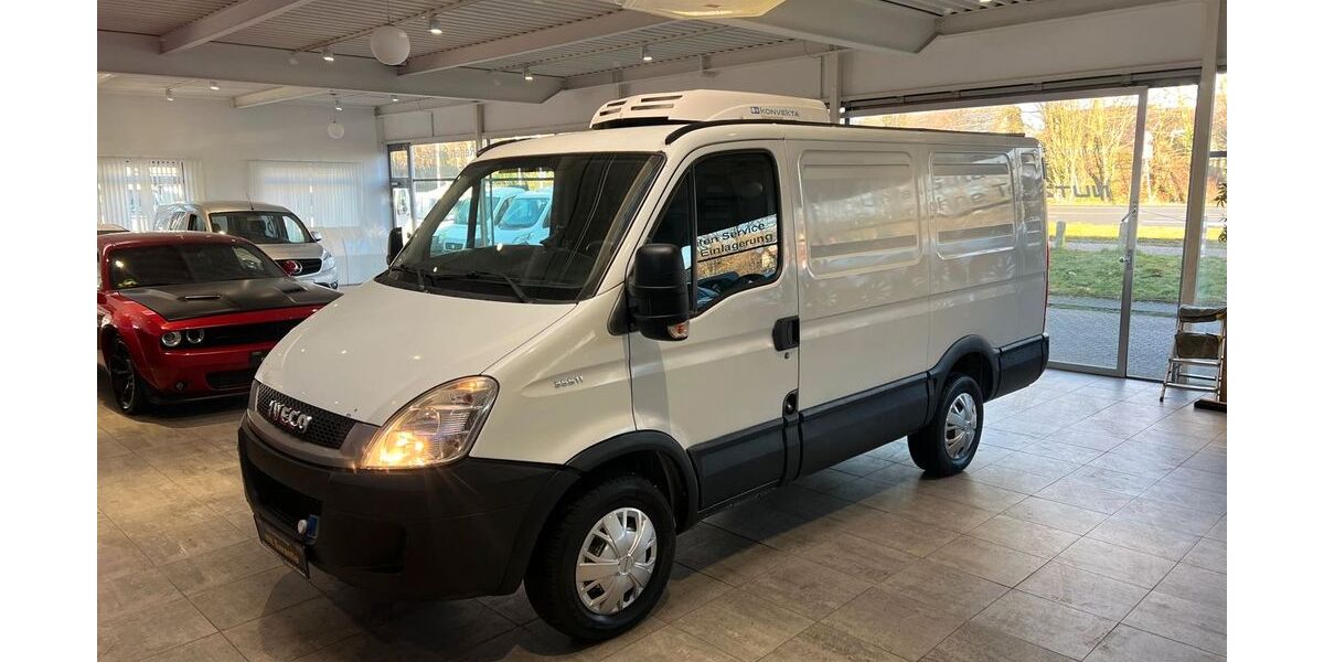 IVECO Andere 219.000 km 11.990 &euro; Datteln 45711