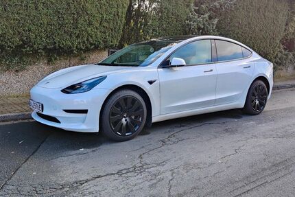Tesla Model 3 29.900 km 25.900 &euro; Schwerte 58239