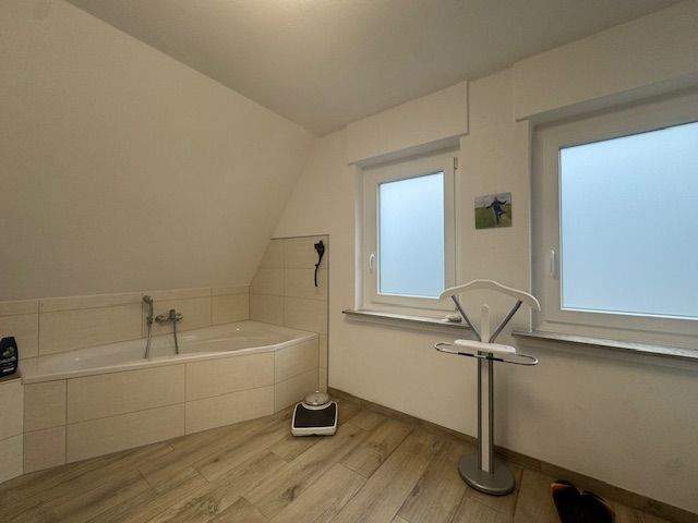 Einfamilienhaus Altena - 8 Zimmer, 170 m&sup2;, 299.900&euro; | Angebot:25685546