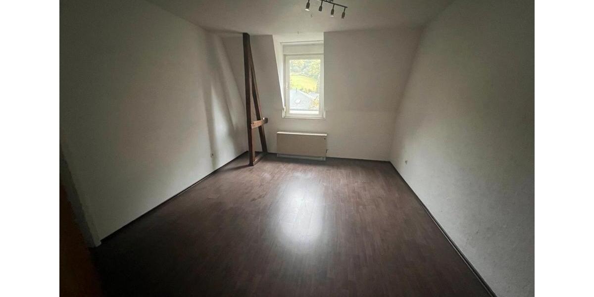 Etagenwohnung Lüdenscheid Brügge - 3 Zimmer, 70 m&sup2;, 490&euro; | Angebot:26678006