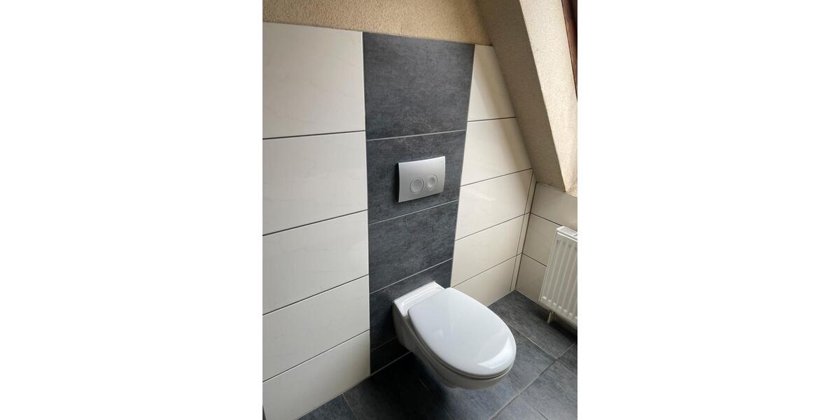 Dachgeschoßwohnung Bochum Bochum-Südwest - 4 Zimmer, 70 m&sup2;, 750&euro; | Angebot:25999469