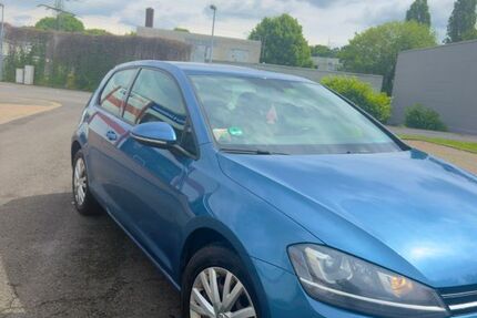 VW Golf 156.000 km 8.800 &euro; Dortmund 44135